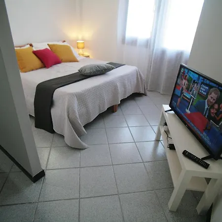Oliver's House Sardinia アパート *